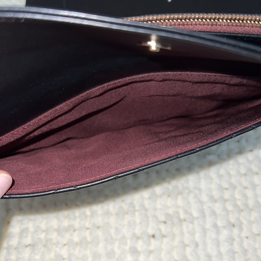 CHANEL O Case Medium Lambskin Leather Clutch Pouch - Limited Edition - Picture 15 of 17